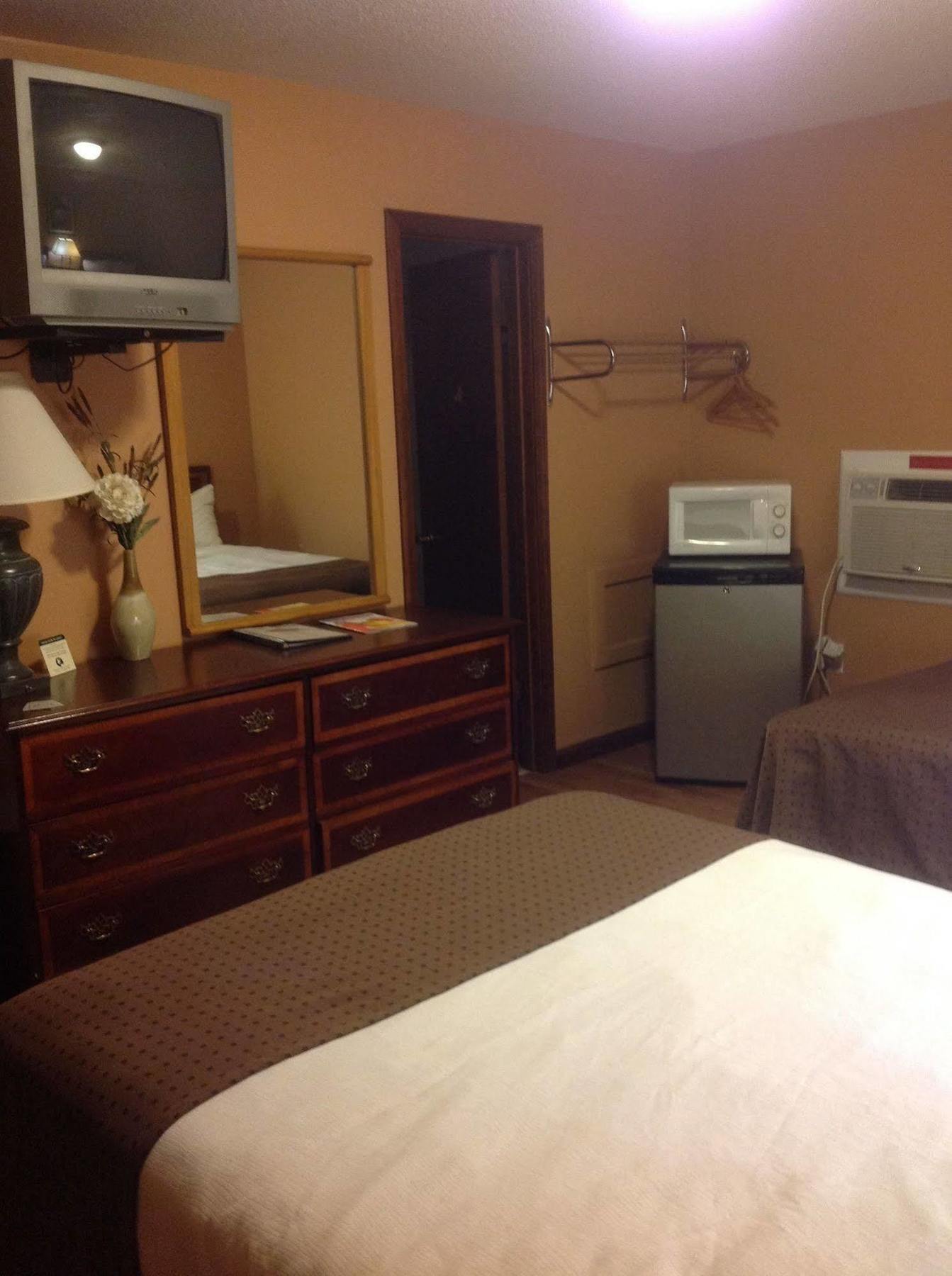 L'Acadie Inn & Rv Park Eunice Zewnętrze zdjęcie